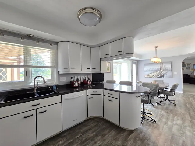 $1,500,000 | 2017 Havana Road, Owatonna, MN 55060