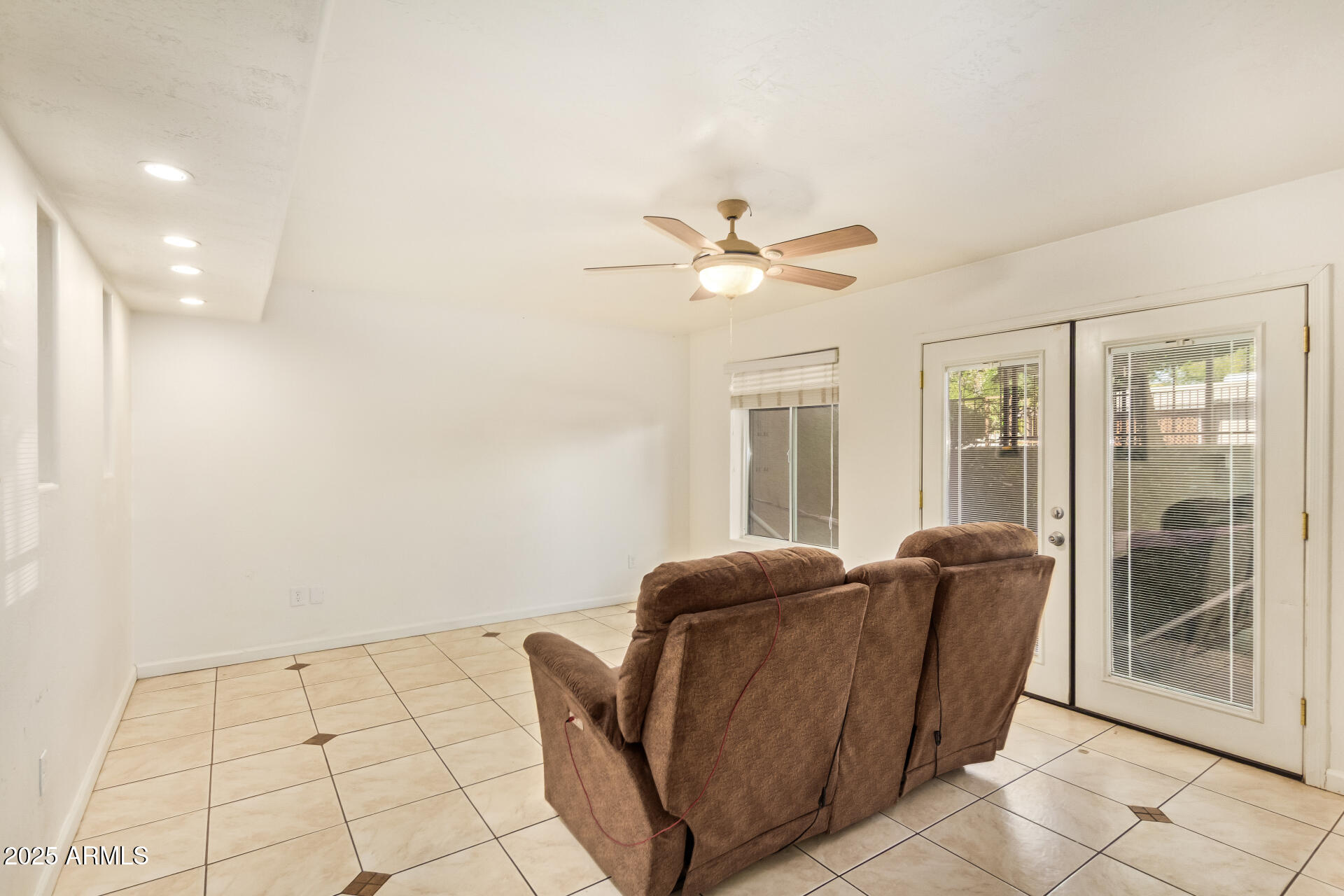 151 East Broadway Road, Unit 103 Tempe, AZ 85282 - Photo 11 of 28 03 - Broadway