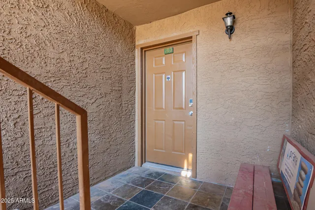 $2,000 | 151 East Broadway Road, Unit 103, Tempe, AZ 85282