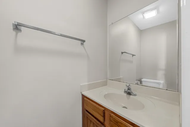 $1,050 | 1871 Waters Edge Drive, Unit A, Clarksville, TN 37043