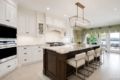 $6,995,000 | 26 Tennis Court Road, Oyster Bay, NY 11771