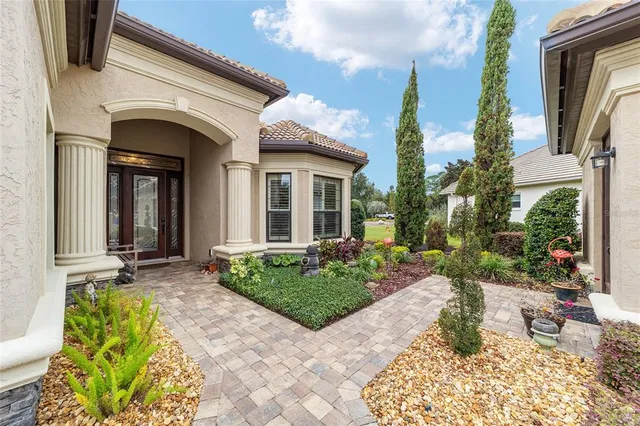 a view of a livingroom with furniture and window
