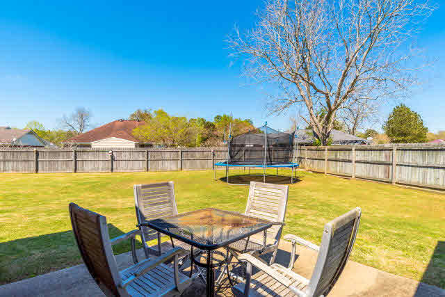 513 Glenwood Circle Foley, AL 36535 - Photo 5 of 18