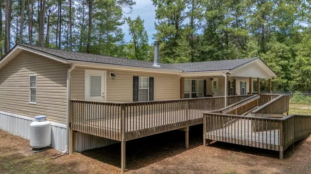 $265,000 | 728 Huskie Lane, St. Stephen, SC 29479