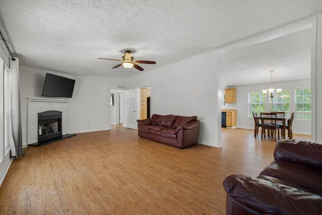 $265,000 | 728 Huskie Lane, St. Stephen, SC 29479