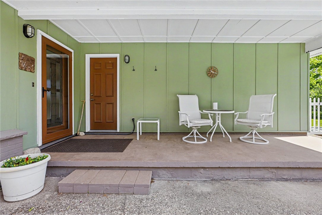 1722 Strong Road Victor, NY 14564 - Photo 15 of 33 Cover porch to enjoy a refreshing beverage and the