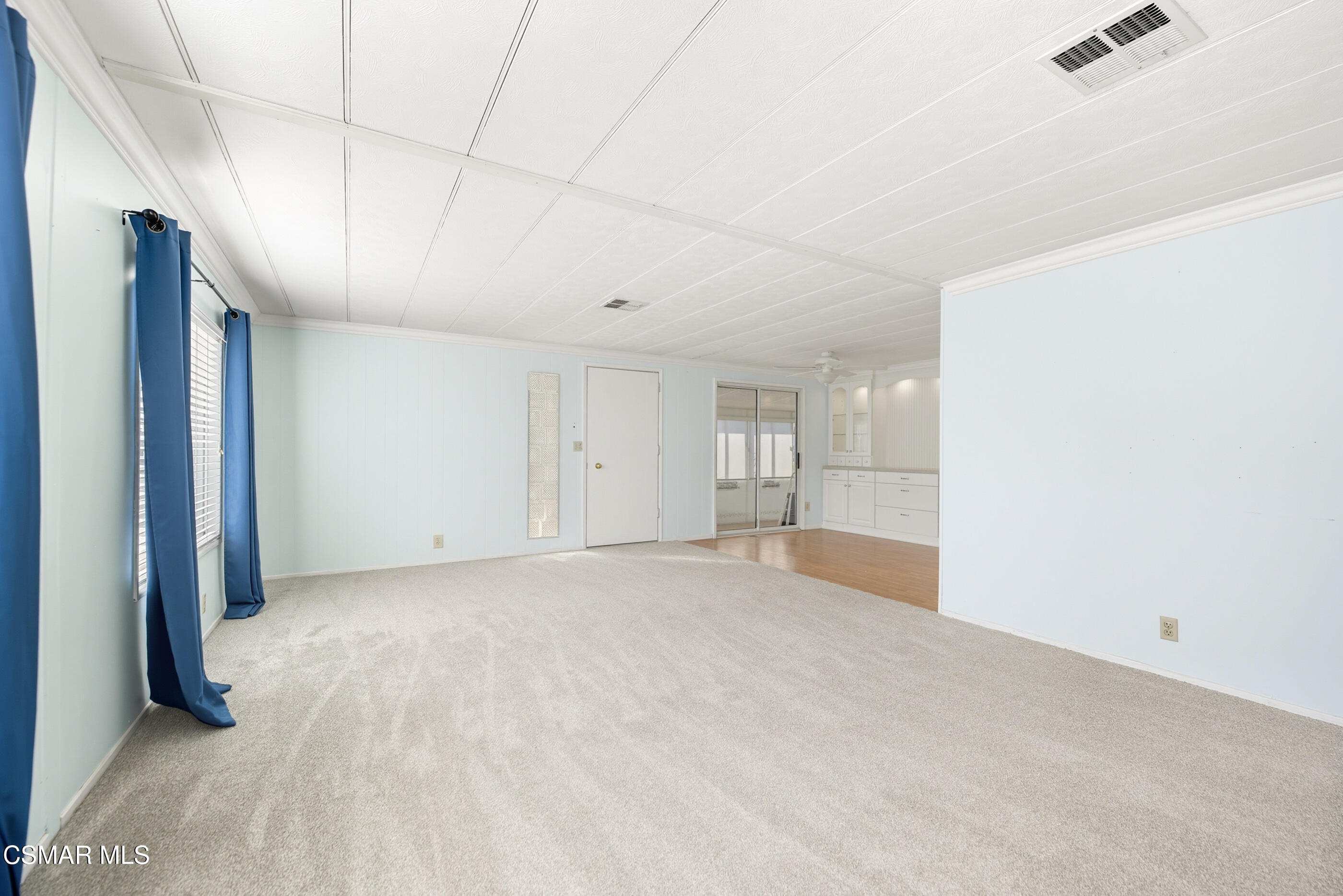 195 Tierra Rejada Road, Unit 178 Simi Valley, CA 93065 - Photo 5 of 49 a view of an empty room with a window