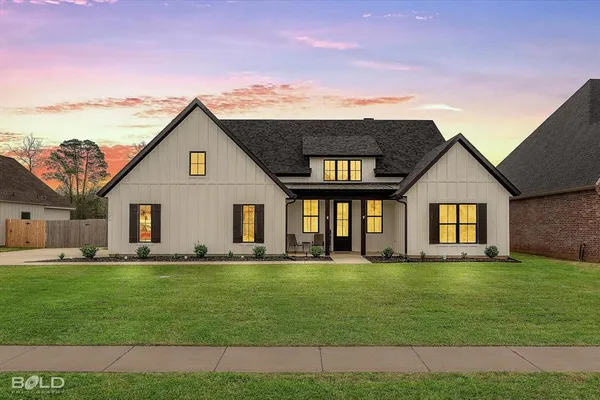 $395,000 | 177 Sitka Loop, Haughton, LA 71037