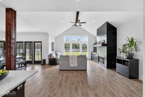 $395,000 | 177 Sitka Loop, Haughton, LA 71037