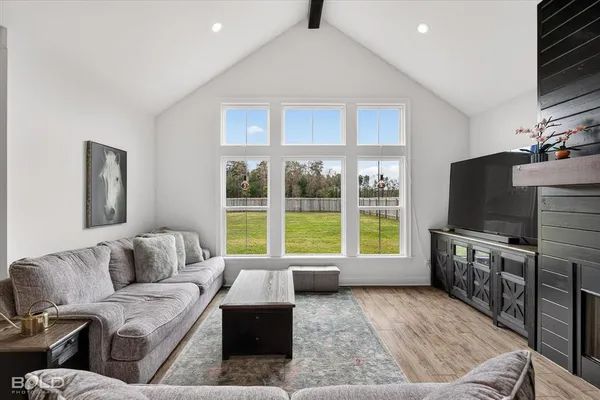 $395,000 | 177 Sitka Loop, Haughton, LA 71037