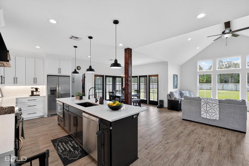 177 Sitka Loop Haughton, LA 71037 - Photo 6 of 38 Kitchen, Living, Dining