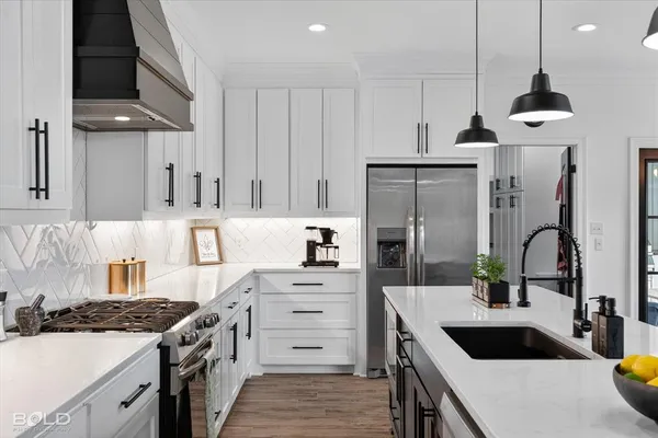 $395,000 | 177 Sitka Loop, Haughton, LA 71037