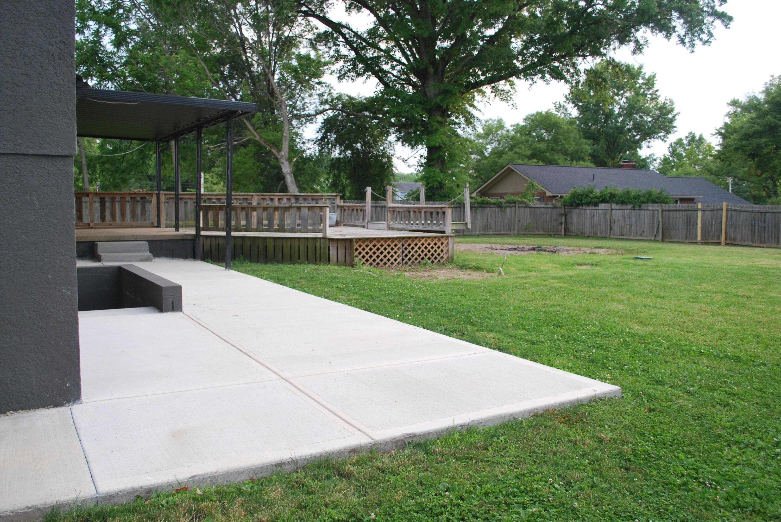 7404 Worthington Road Westerville, OH 43082 - Photo 7 of 32 backyard
