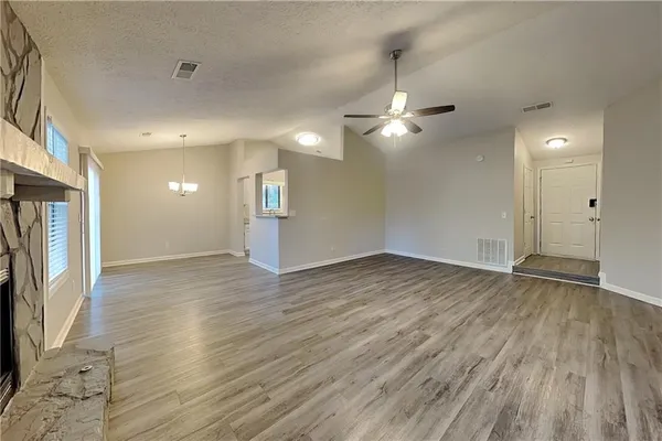 $2,100 | 1809 River Rock Trail, Woodstock, GA 30188