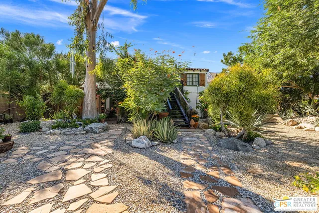 $2,000 | 575 South Calle Ajo, Unit 2, Palm Springs, CA 92264