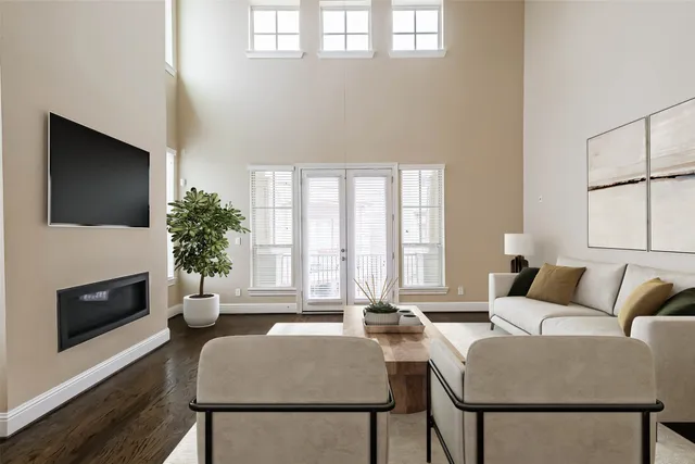 $3,300 | 6011 Kansas Street, Unit C, Houston, TX 77007