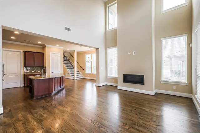 $3,300 | 6011 Kansas Street, Unit C, Houston, TX 77007