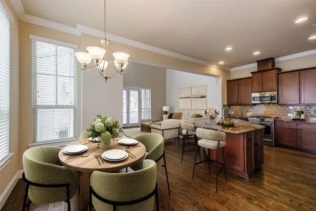 $3,300 | 6011 Kansas Street, Unit C, Houston, TX 77007