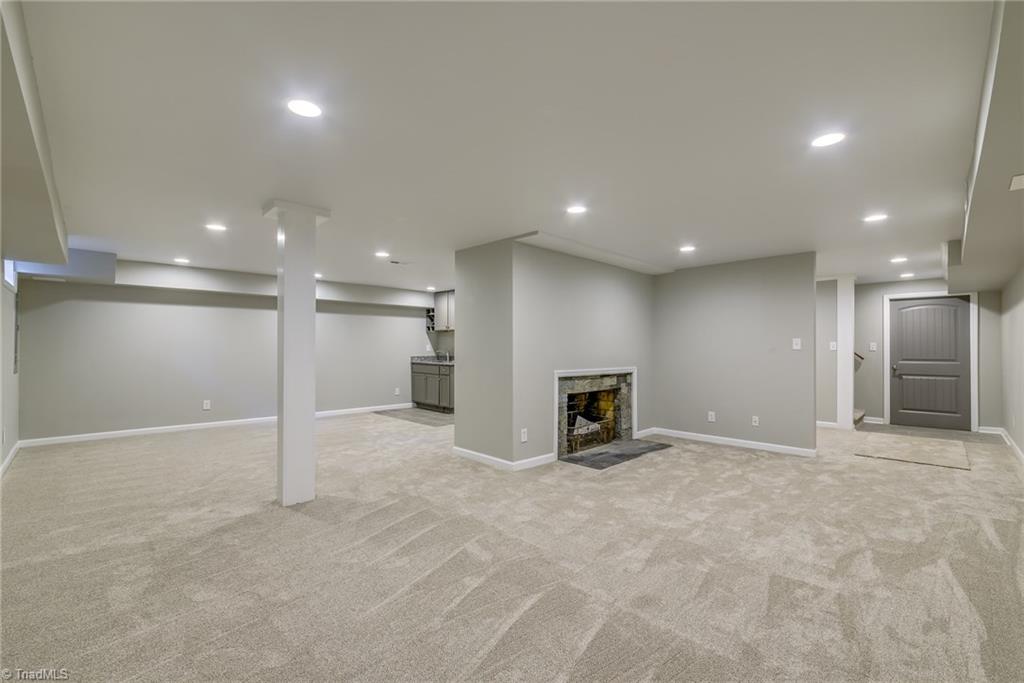 1278 Huntingdon Road Winston-Salem, NC 27104 - Photo 14 of 20 Gallery Image 14