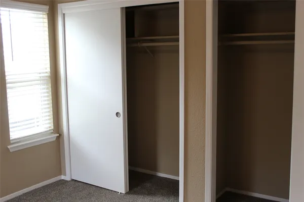 $1,350 | 2011 Spenwick Drive, Unit 427, Houston, TX 77055