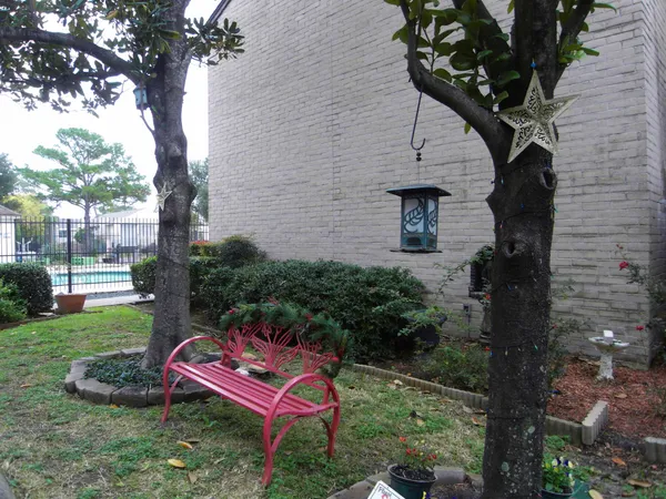 $1,350 | 2011 Spenwick Drive, Unit 427, Houston, TX 77055