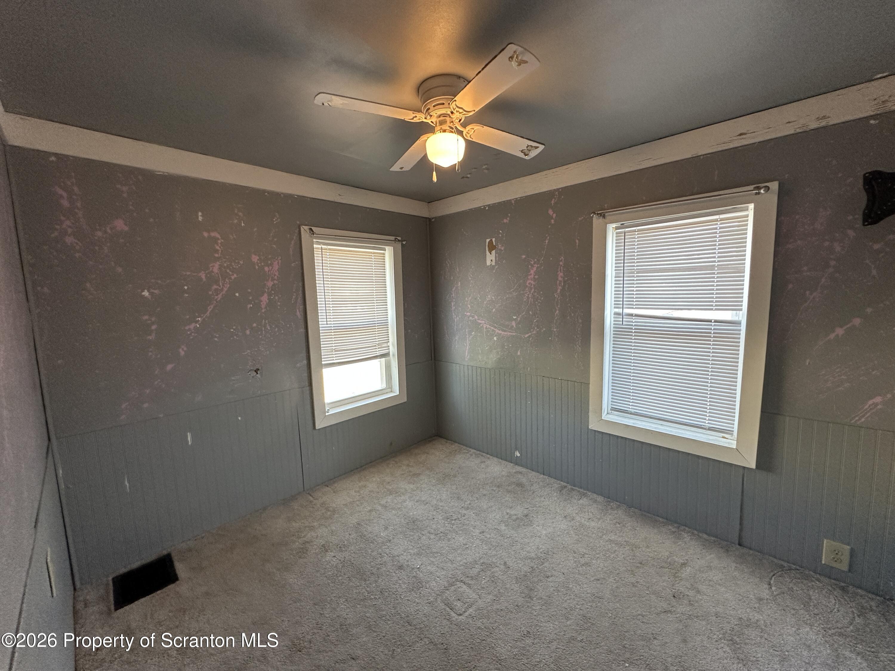 893 Scanlon Avenue Scranton, PA 18508 - Photo 12 of 17 IMG_3462