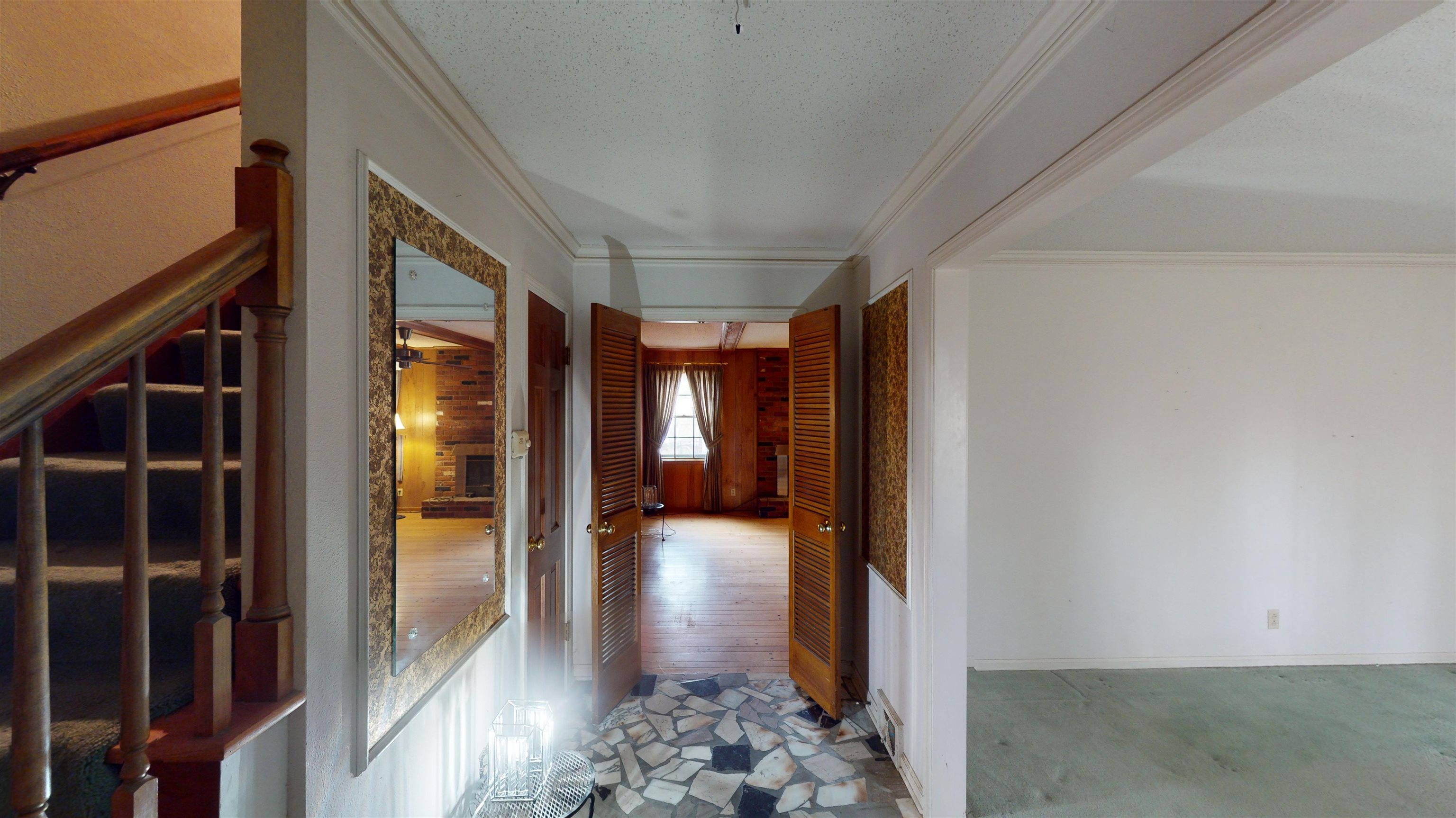 5104 Pilgrim Road Memphis, TN 38116 - Photo 2 of 25