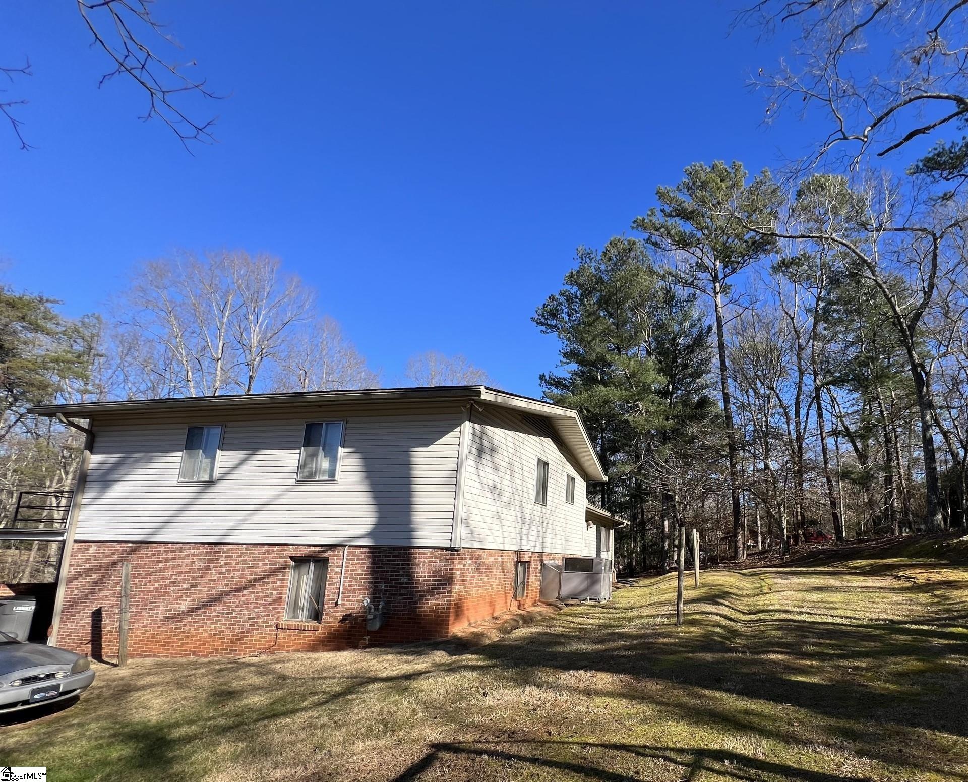104 Sitton Street Liberty, SC 29657 - Photo 5 of 17 Gallery Image 5