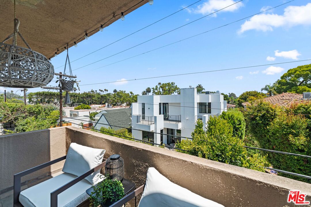 2320 South Bentley Avenue, Unit 207 Los Angeles, CA 90064 - Photo 11 of 25