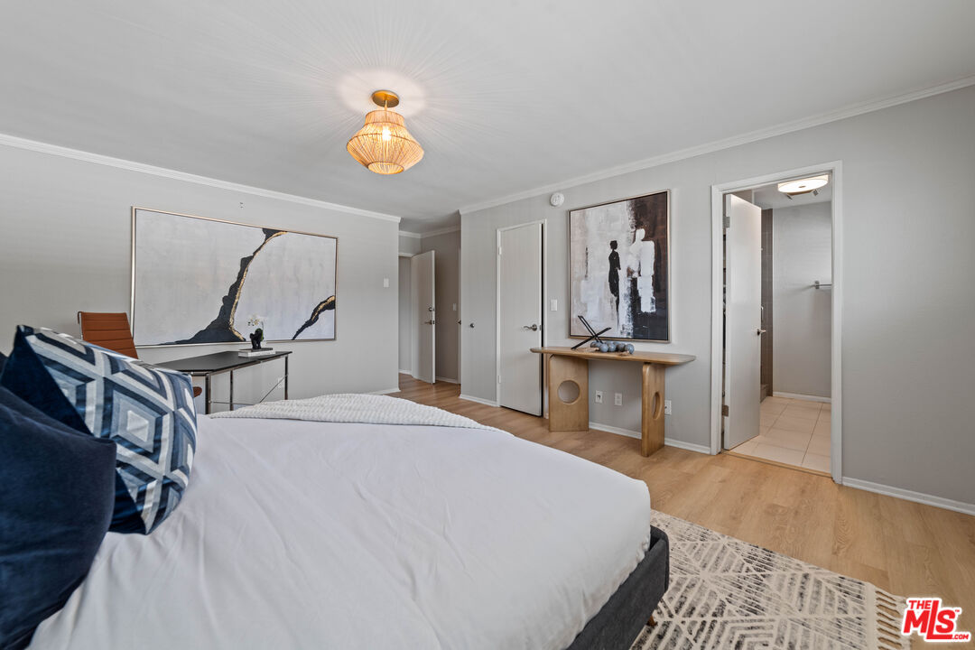 2320 South Bentley Avenue, Unit 207 Los Angeles, CA 90064 - Photo 17 of 25