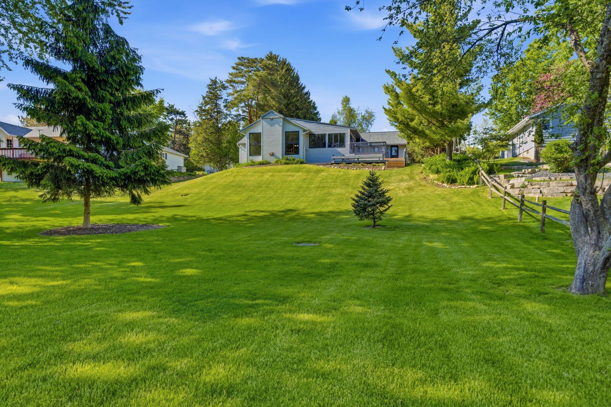 3519 Nagawicka Road Delafield, WI 53029 - Photo 17 of 40 3519 Nagawicka, Hartland - HDR-41