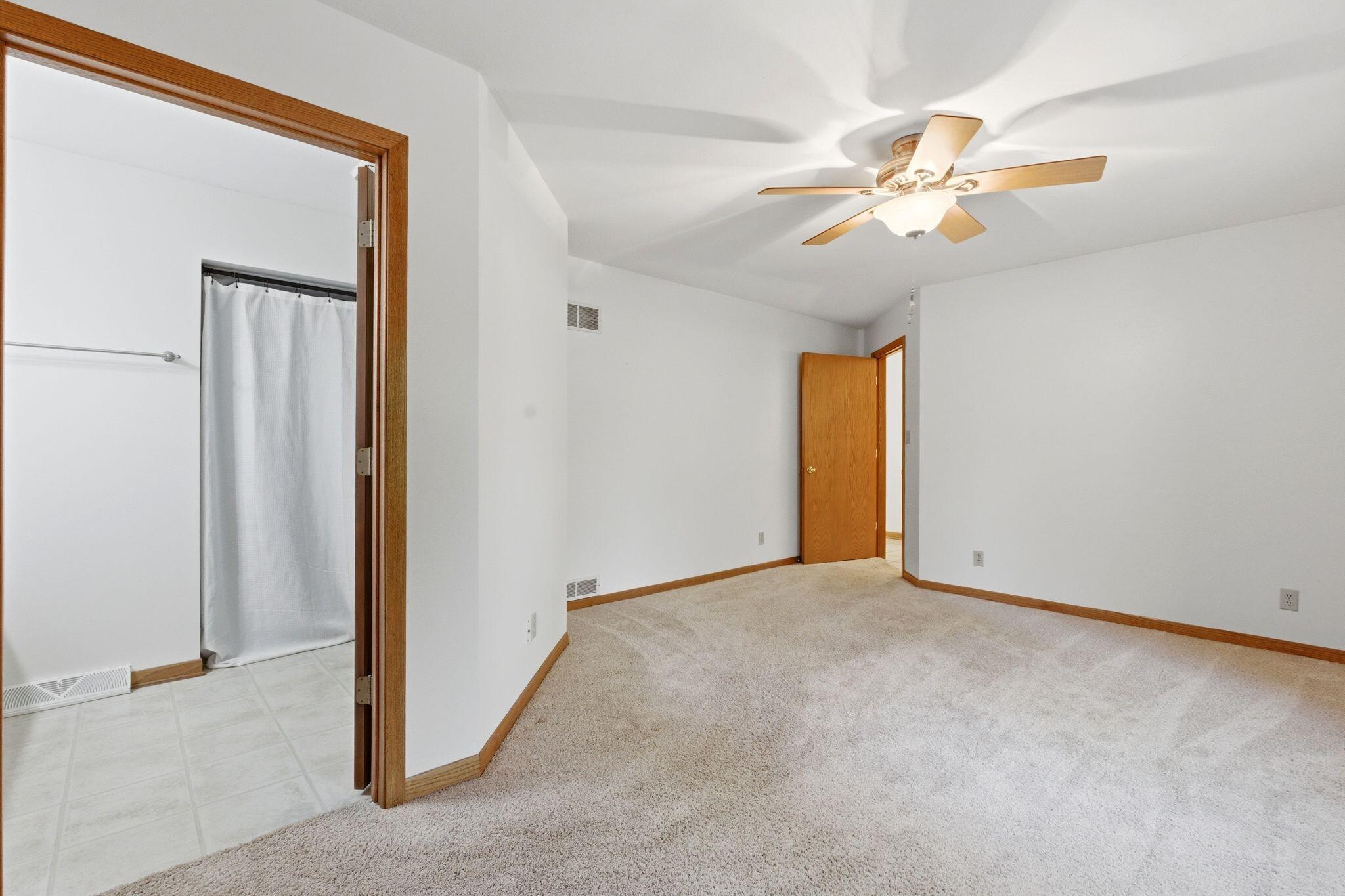 3519 Nagawicka Road Delafield, WI 53029 - Photo 29 of 40 3519 Nagawicka, Hartland - HDR-24