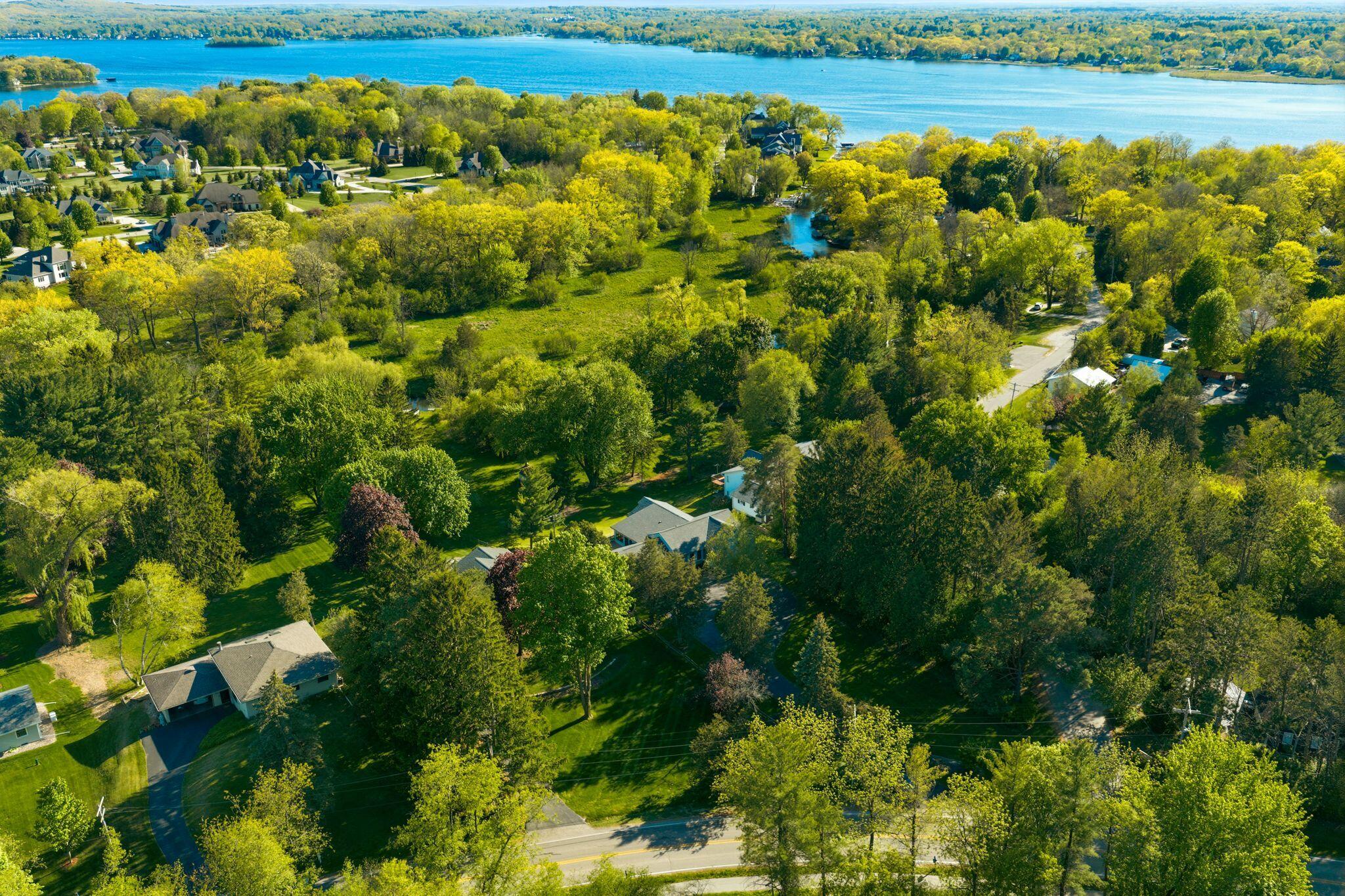 3519 Nagawicka Road Delafield, WI 53029 - Photo 6 of 40 3519 Nagawicka, Hartland - Drone-14