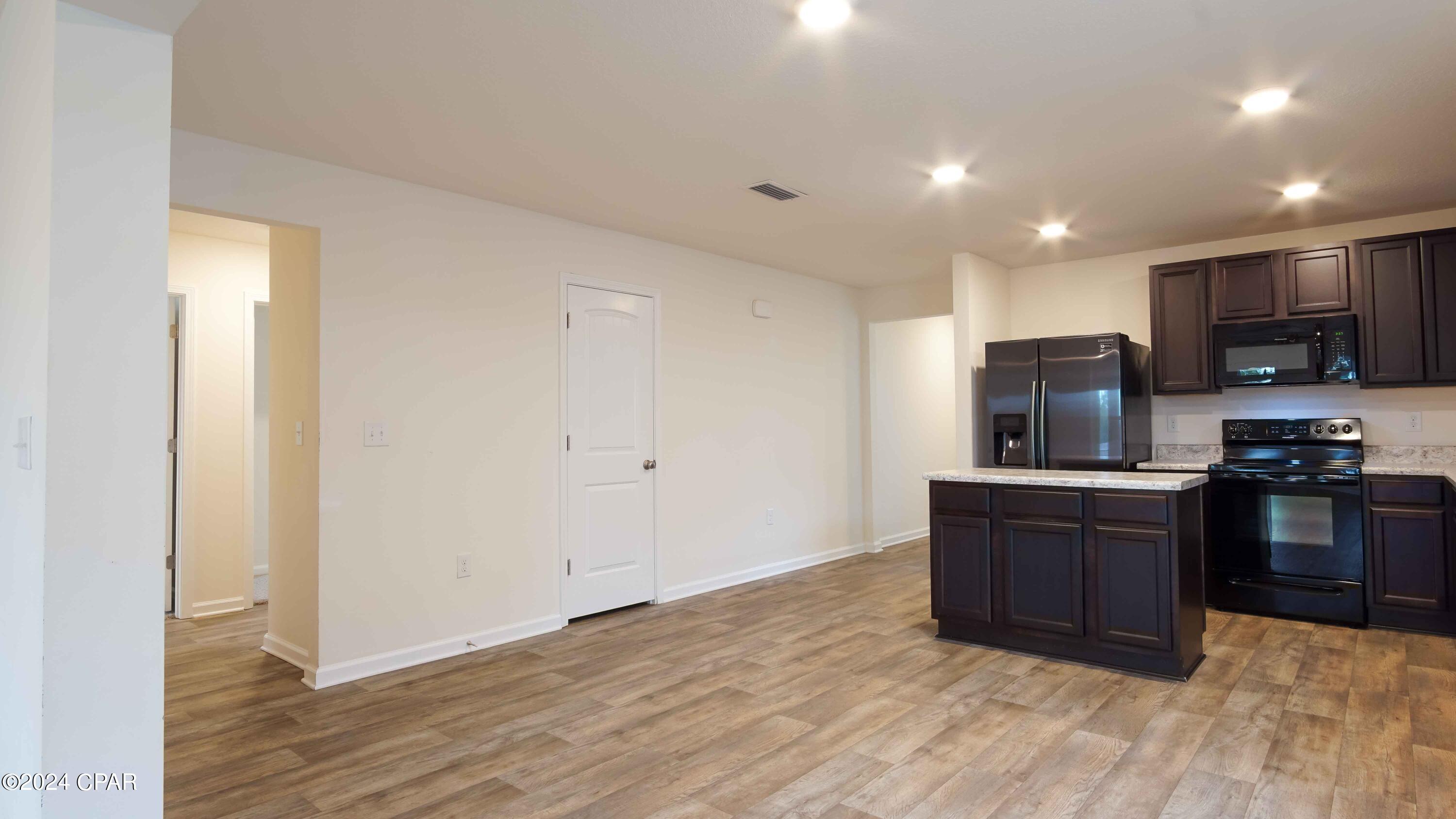 146 Merrion Road Panama City, FL 32409 - Photo 16 of 42 Gallery Image 16
