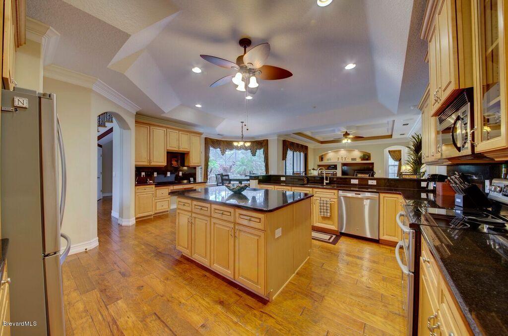 3955 Harlock Road Melbourne, FL 32934 - Photo 10 of 63 Kitchen