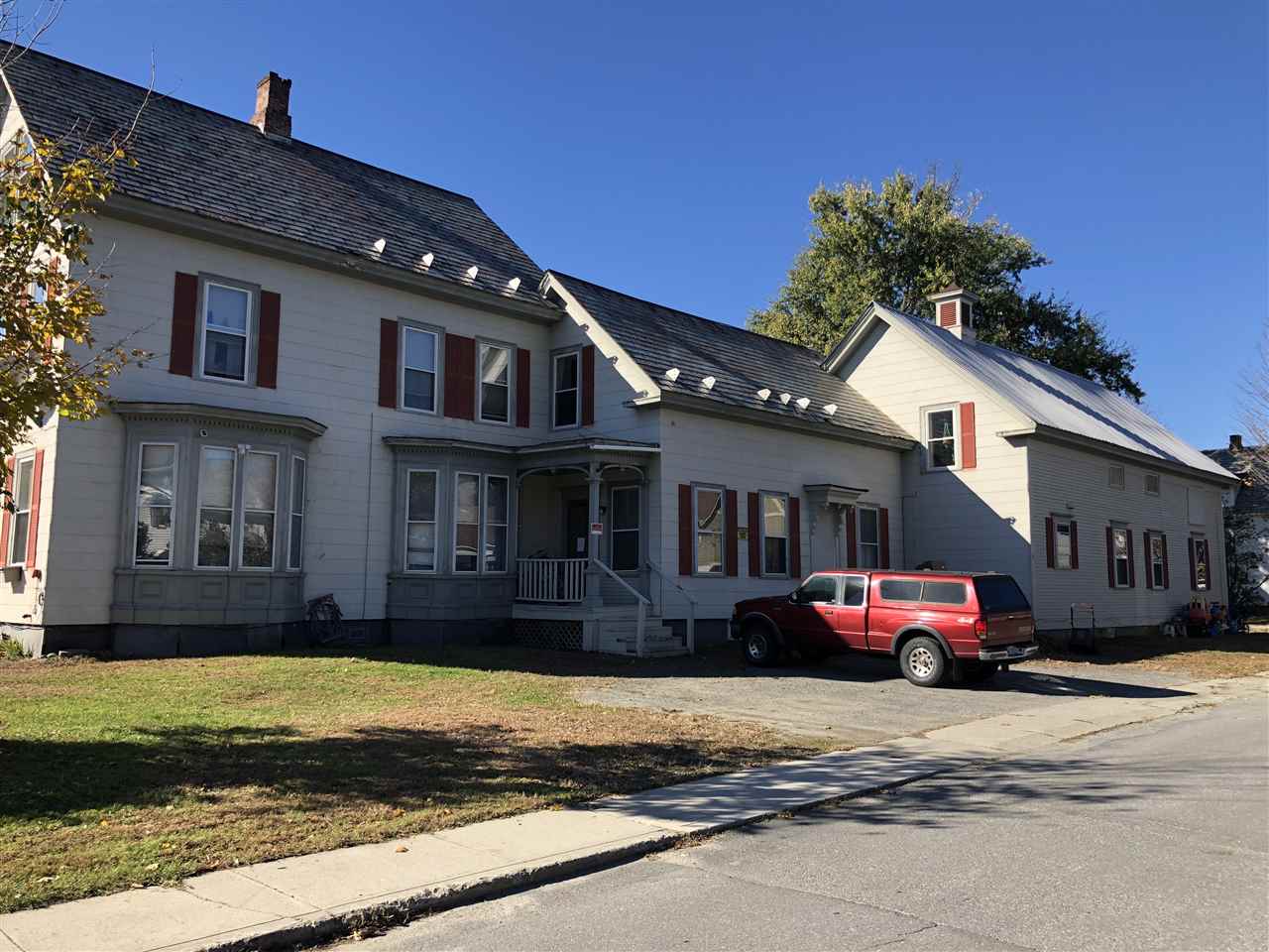 107 Park Street Springfield, VT 05156 - Photo 4 of 10
