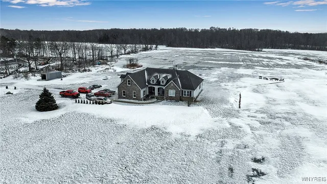 $818,000 | 5141 Crittenden Road, Newstead, NY 14001