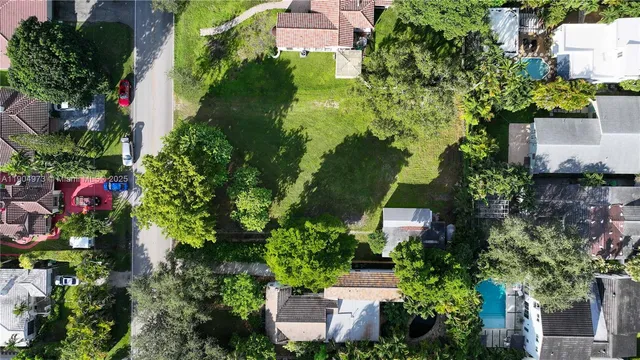 $975,000 | 129 Northeast 87th Street, El Portal, FL 33138