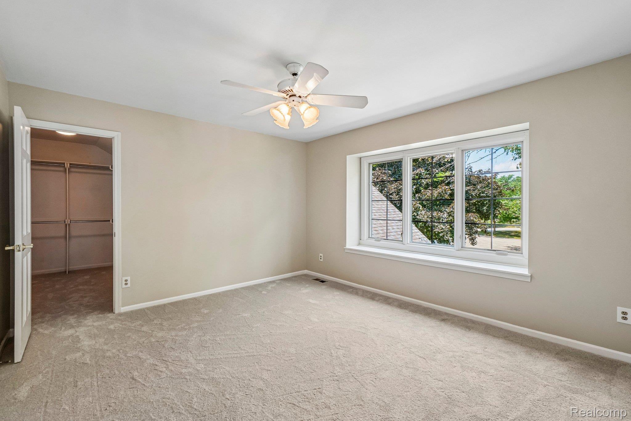 4523 Rivers Edge Drive Troy, MI 48098 - Photo 39 of 69 36-web-or-mls-- 4523 Rivers Edge Dr-S0808-036.jpg