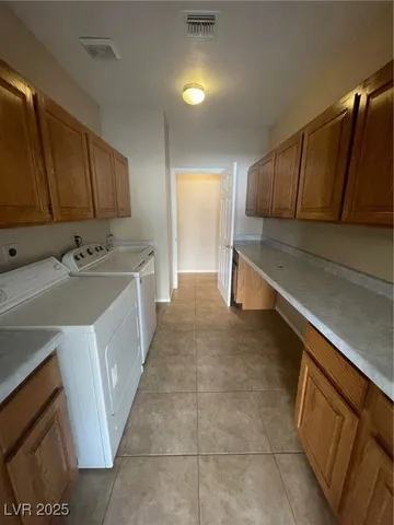 $2,250 | 814 Sea Pines Lane, Las Vegas, NV 89107