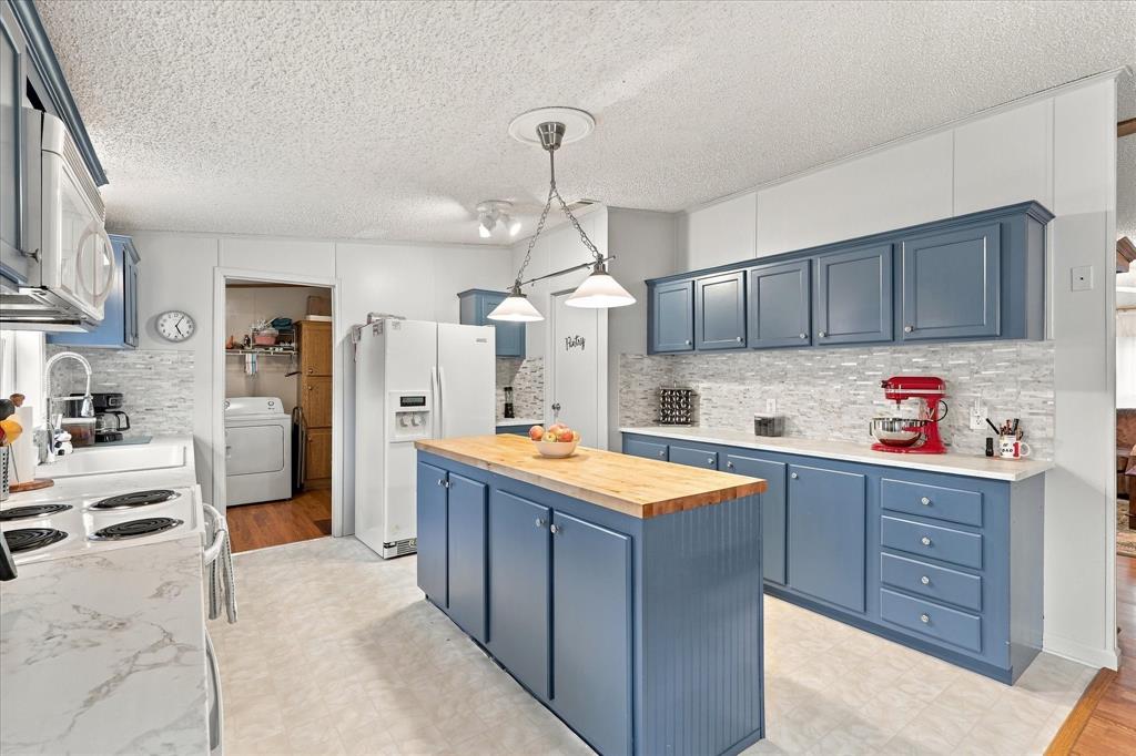 535 Stone Ridge Drive Ponder, TX 76259 - Photo 4 of 40 Gallery Image 4