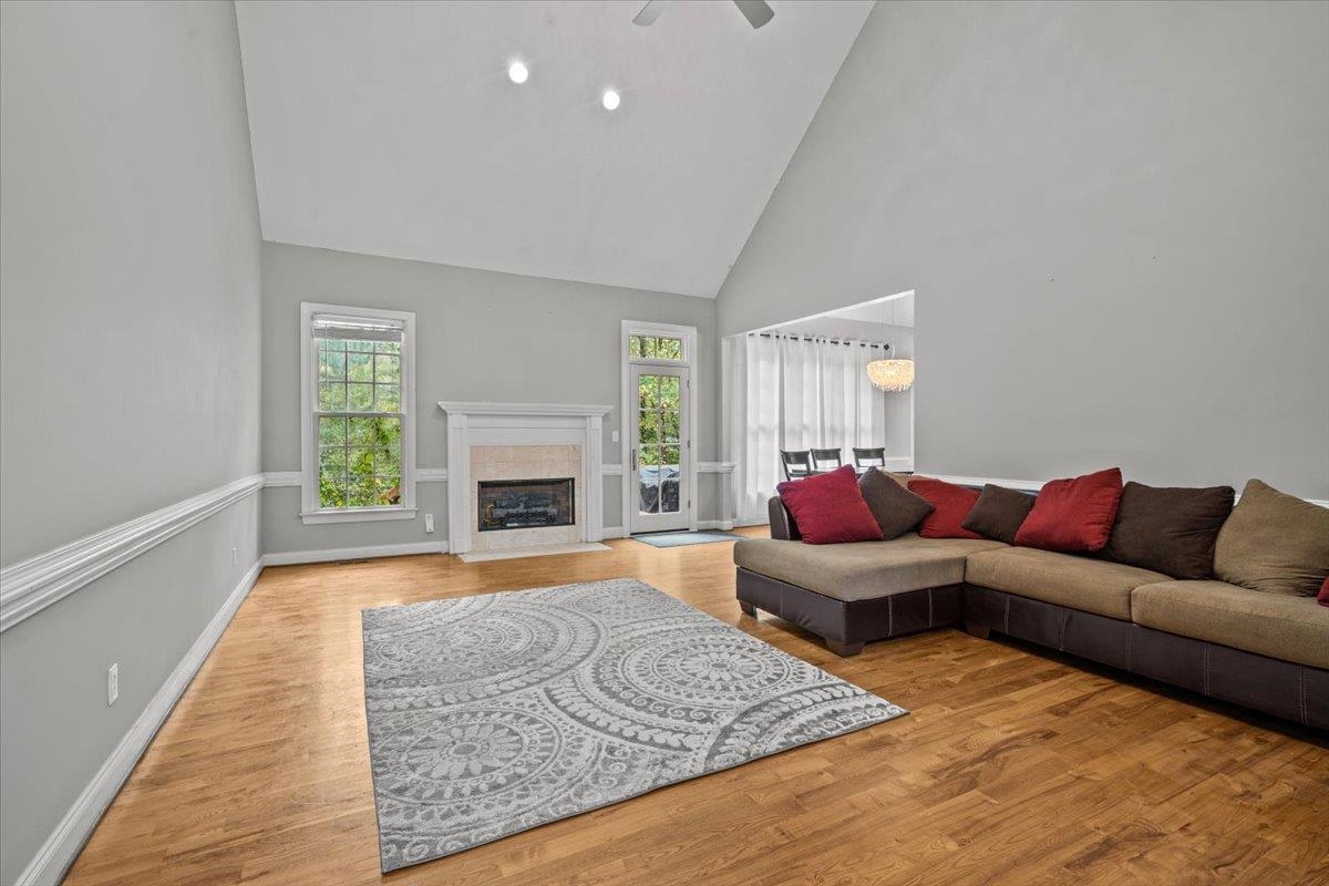 408 Congaree Road Roebuck, SC 29376 - Photo 8 of 36 Living Room