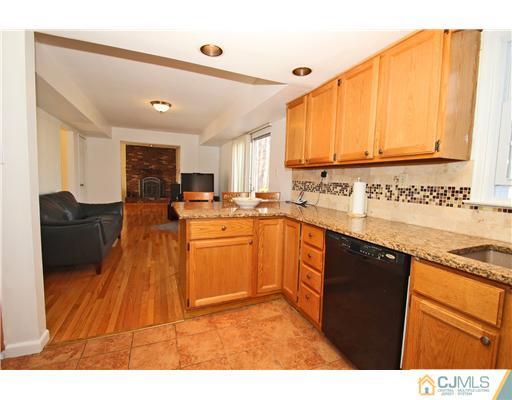 393 Sherman Road North Brunswick, NJ 08902 - Photo 11 of 25 Gallery Image 11