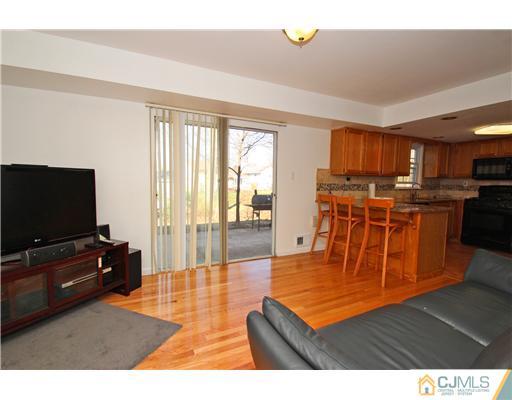 393 Sherman Road North Brunswick, NJ 08902 - Photo 13 of 25 Gallery Image 13