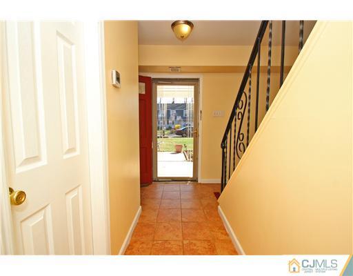 393 Sherman Road North Brunswick, NJ 08902 - Photo 3 of 25 Gallery Image 3