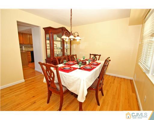 393 Sherman Road North Brunswick, NJ 08902 - Photo 8 of 25 Gallery Image 8