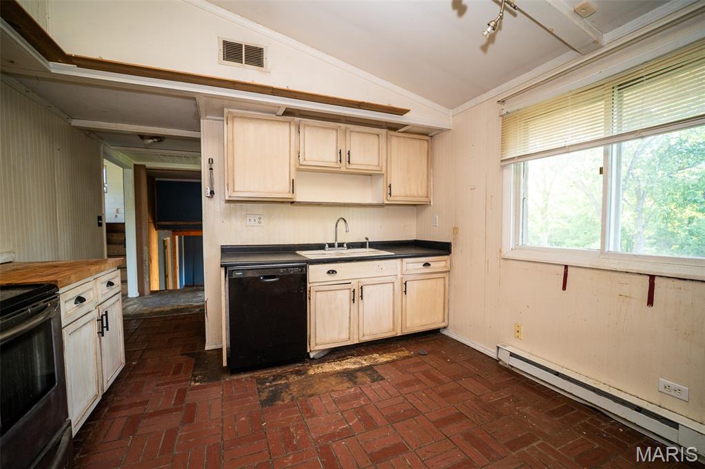 22985 Reporter Road Waynesville, MO 65583 - Photo 8 of 30