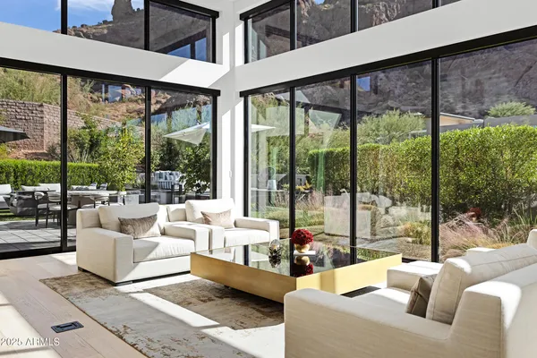 $18,000 | 5841 North Echo Canyon Circle, Phoenix, AZ 85251