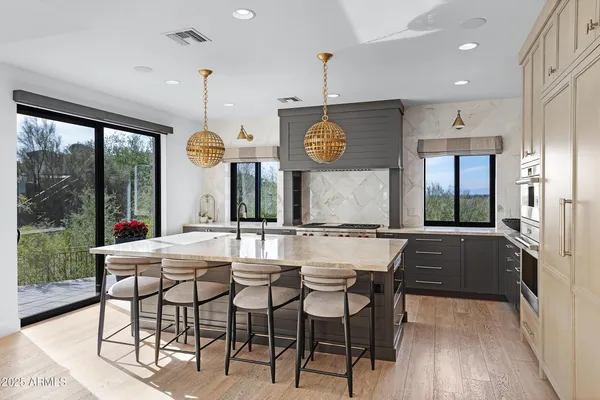 $18,000 | 5841 North Echo Canyon Circle, Phoenix, AZ 85251