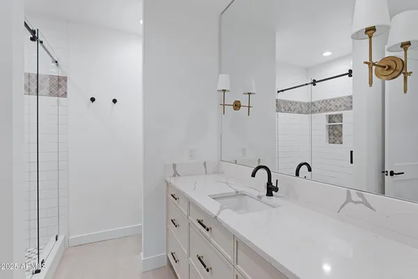 $18,000 | 5841 North Echo Canyon Circle, Phoenix, AZ 85251